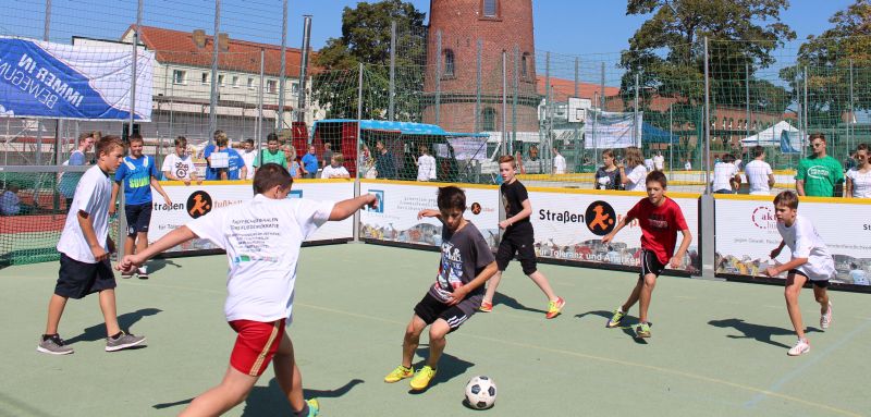 Finale der Straßenfußball-Meisterschaft 2020 im Tropical Island