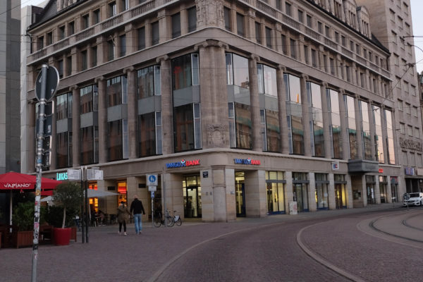 ehem. Kaufhaus Bamberger ] Hertz .┬®ECS